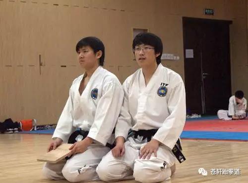 1542699275445062.jpeg 444.jpg